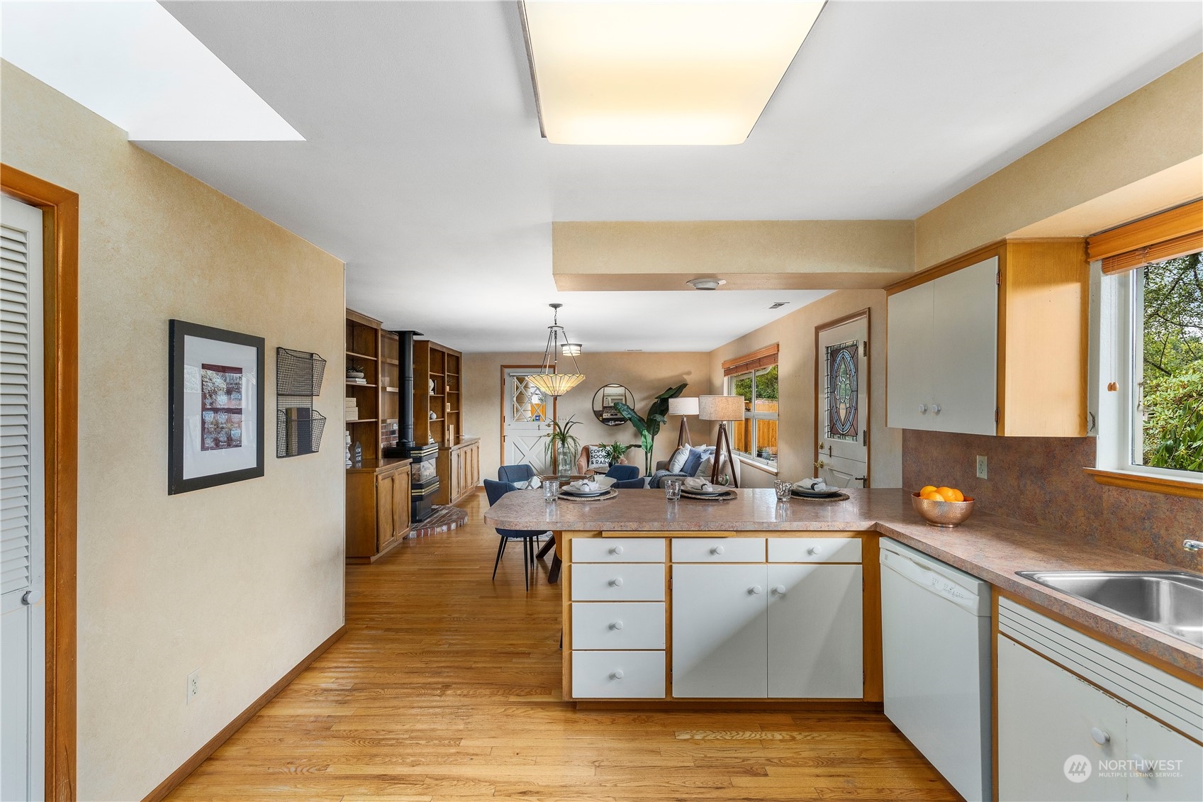 5020 Crest Lane Everett, WA 98203 - Photo 10 of 37