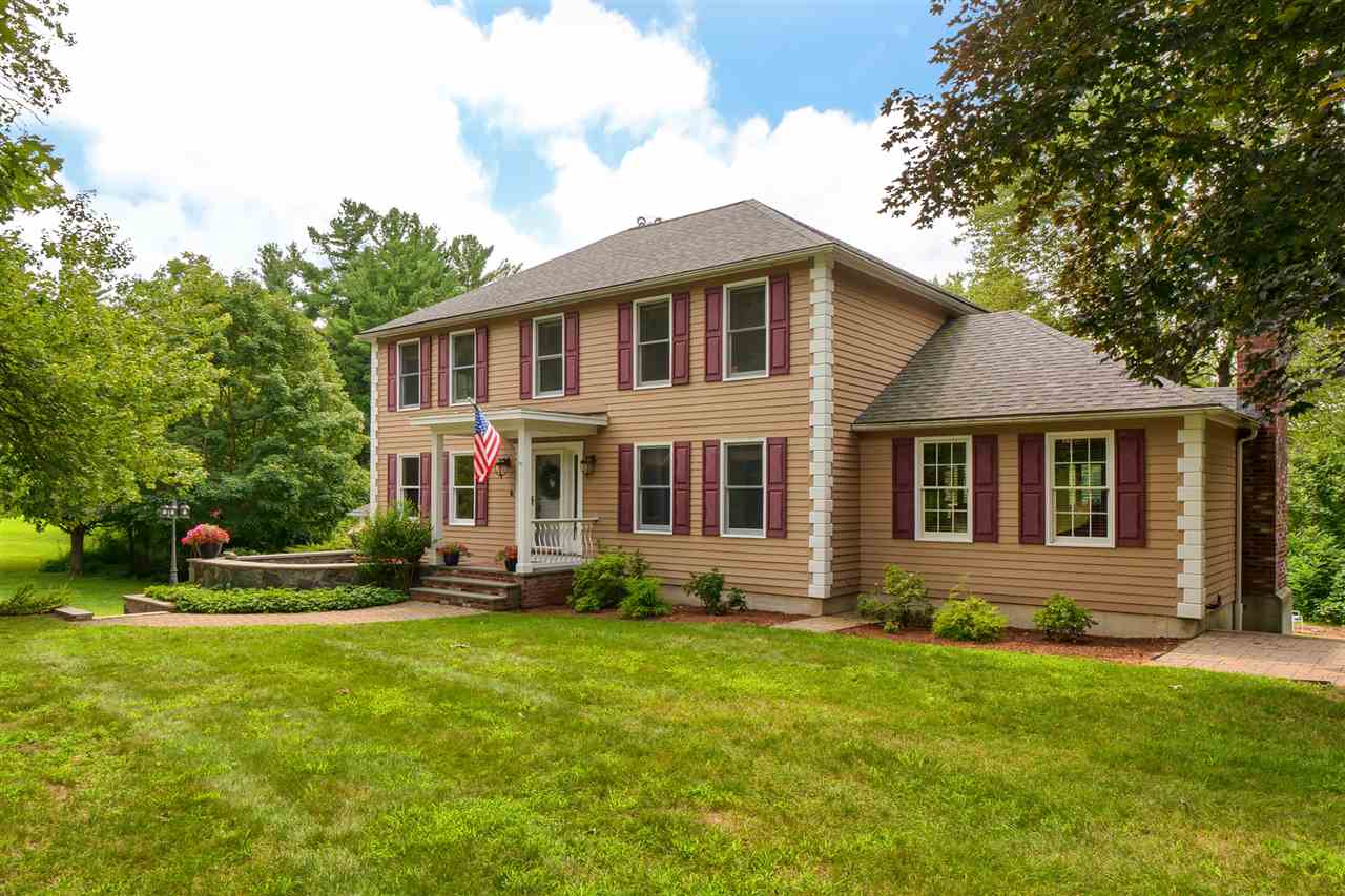 192 Westfall Road Pelham, NH 03076 - Photo 2 of 38