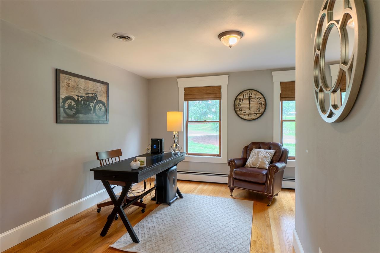 192 Westfall Road Pelham, NH 03076 - Photo 17 of 38