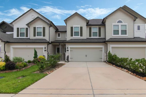 $2,200 | 5533 Evanston Lane, Pasadena, TX 77505