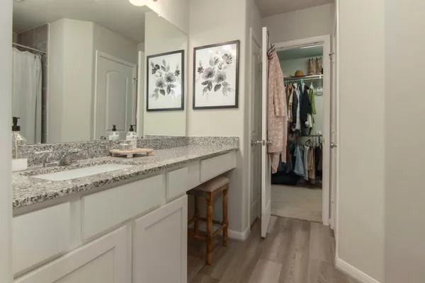 $2,200 | 5533 Evanston Lane, Pasadena, TX 77505