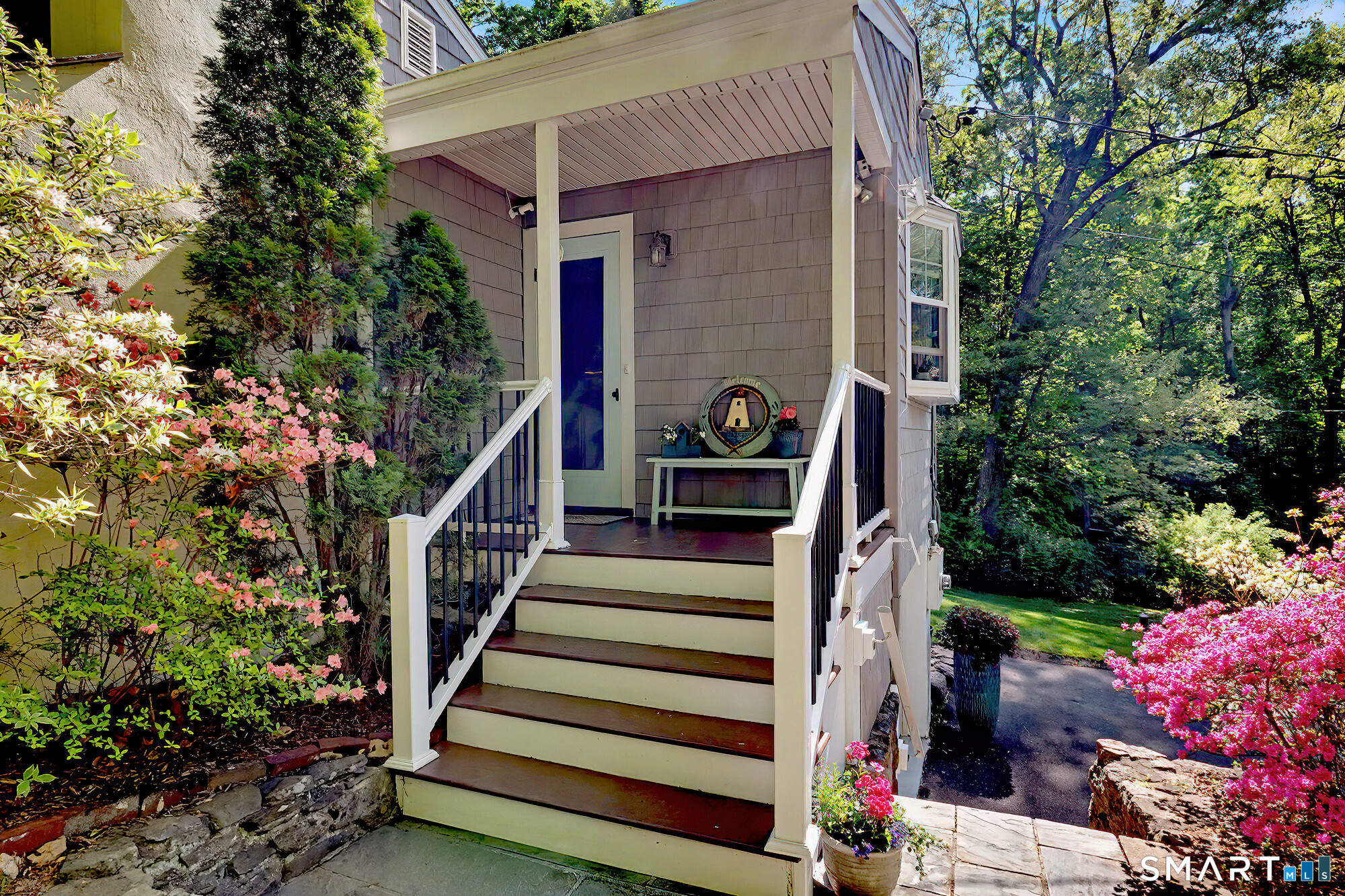 10 Birch Lane Ridgefield, CT 06877 - Photo 1 of 36 Front porch