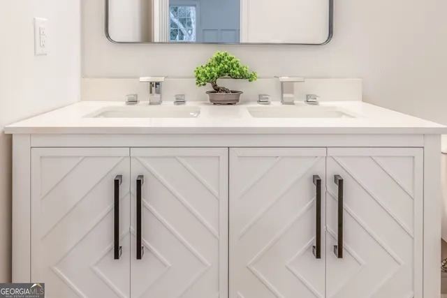 a bathroom with a toilet