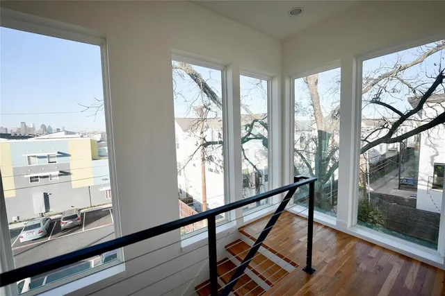 $3,475 | 2203 Moser Avenue, Unit 106, Dallas, TX 75206