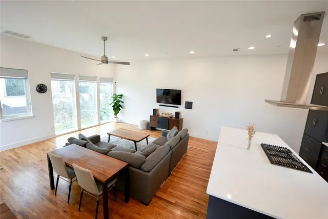 $3,475 | 2203 Moser Avenue, Unit 106, Dallas, TX 75206