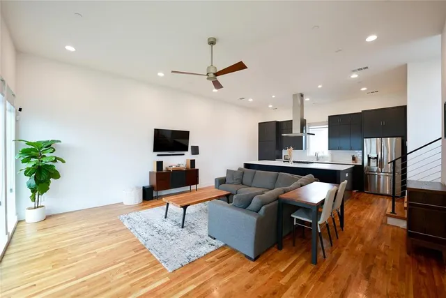 $3,475 | 2203 Moser Avenue, Unit 106, Dallas, TX 75206