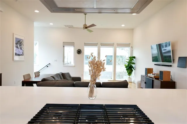 $3,475 | 2203 Moser Avenue, Unit 106, Dallas, TX 75206