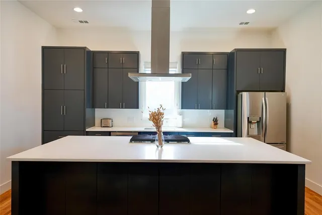 $3,475 | 2203 Moser Avenue, Unit 106, Dallas, TX 75206