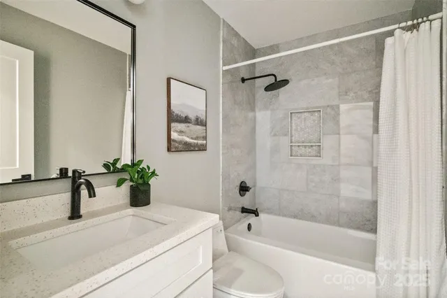 $679,000 | 16152 Haroa Court, Tega Cay, SC 29708