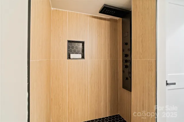 $679,000 | 16152 Haroa Court, Tega Cay, SC 29708