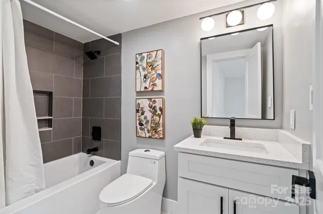 $679,000 | 16152 Haroa Court, Tega Cay, SC 29708