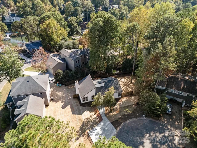 $679,000 | 16152 Haroa Court, Tega Cay, SC 29708