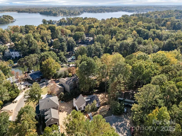 $679,000 | 16152 Haroa Court, Tega Cay, SC 29708