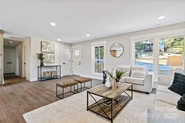 $679,000 | 16152 Haroa Court, Tega Cay, SC 29708