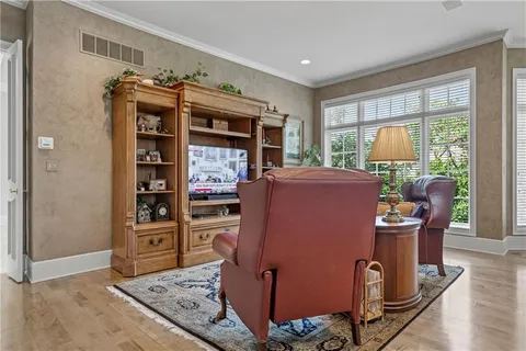 $1,375,000 | 2108 West 115th Street, Leawood, KS 66211