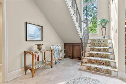 $1,375,000 | 2108 West 115th Street, Leawood, KS 66211