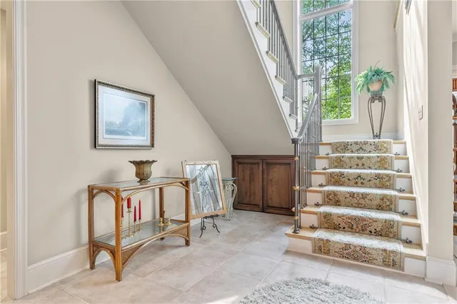 $1,249,000 | 2108 West 115th Street, Leawood, KS 66211