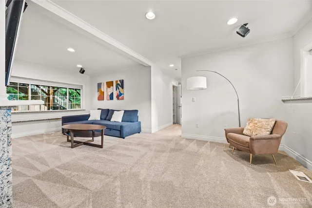 $1,990,000 | 575 Mt Logan Drive Southwest, Issaquah, WA 98027