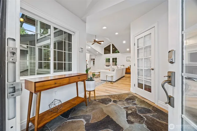 $1,990,000 | 575 Mt Logan Drive Southwest, Issaquah, WA 98027