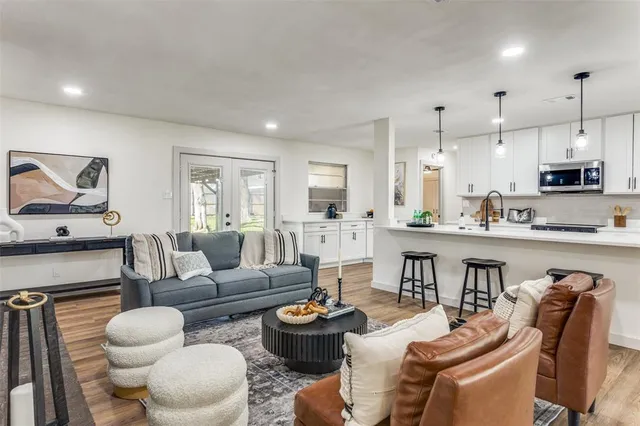 $319,000 | 2920 Choctaw Trail, Fort Worth, TX 76116