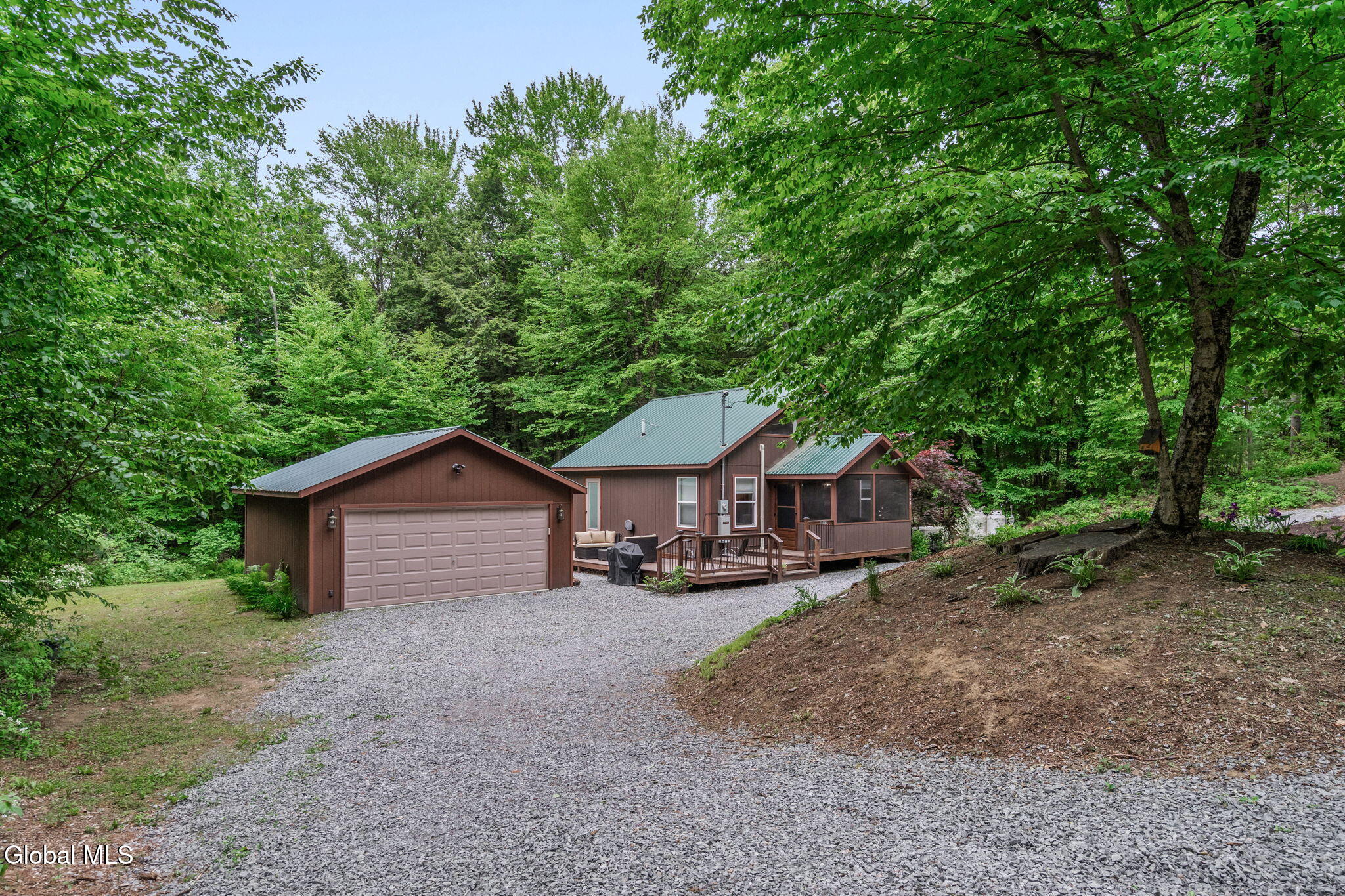 6063 Woodside Road Galway, NY 12074 - Photo 5 of 55 5