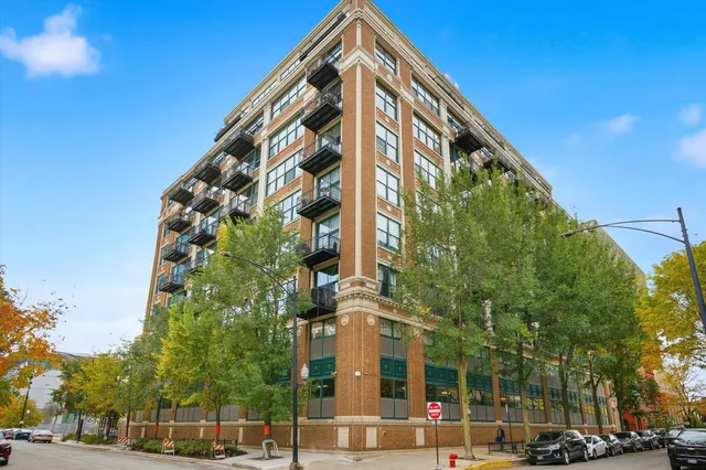 a view of a tall building