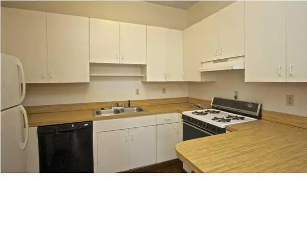 $4,775 | 156 Coming Street, Unit A, Charleston, SC 29403