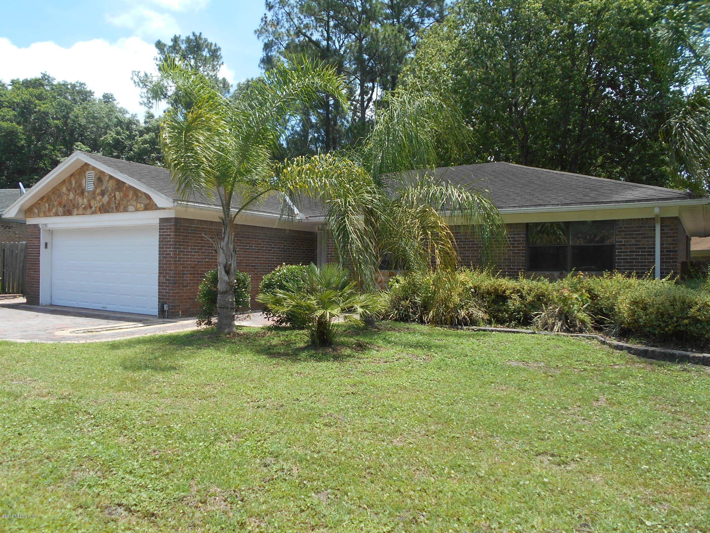 5190 Wembley Road Jacksonville, FL 32257 - Photo 2 of 23 Front Yard