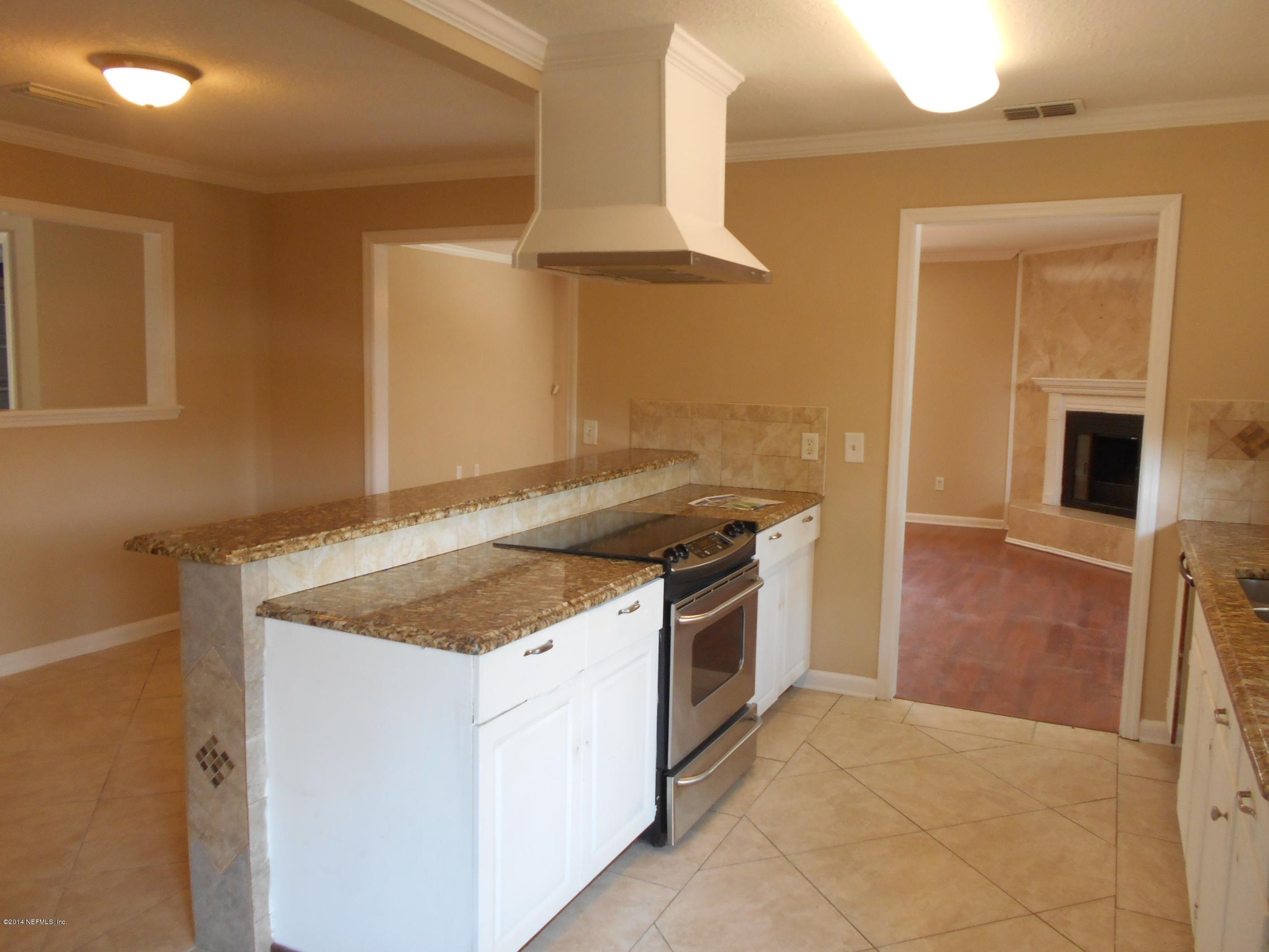 5190 Wembley Road Jacksonville, FL 32257 - Photo 9 of 23 Kitchen