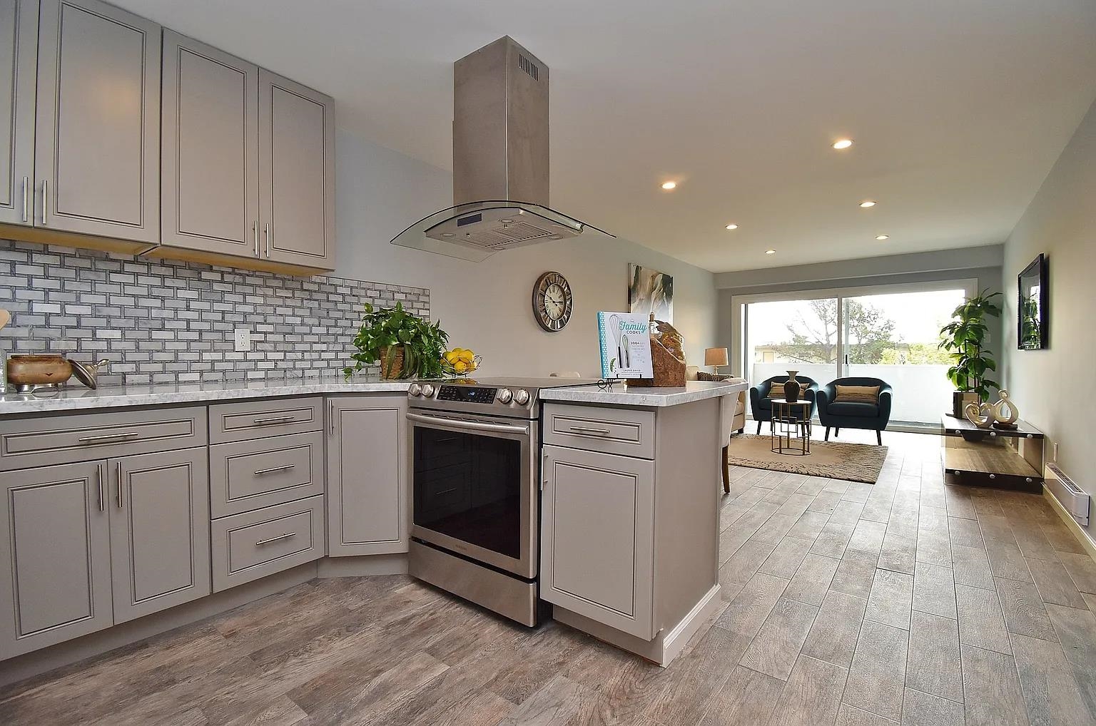 325 Kitty Hawk Road, Unit 304 Alameda, CA 94501 - Photo 5 of 6