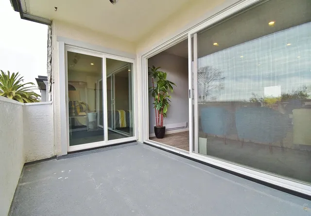 $545,000 | 325 Kitty Hawk Road, Unit 304, Alameda, CA 94501