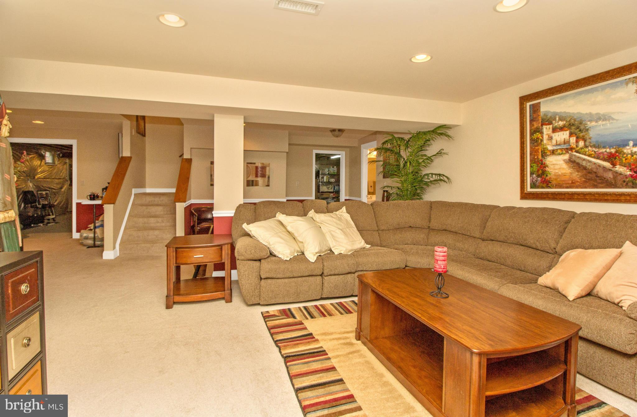 2690 Brook Valley Road Frederick, MD 21701 - Photo 24 of 30 Family Room