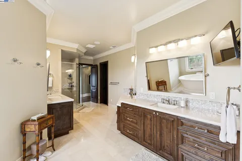 a view of a terrace with city view