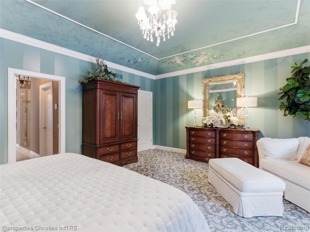 390 East Square Lake Road Troy, MI 48085 - Photo 39 of 91 Gallery Image 39