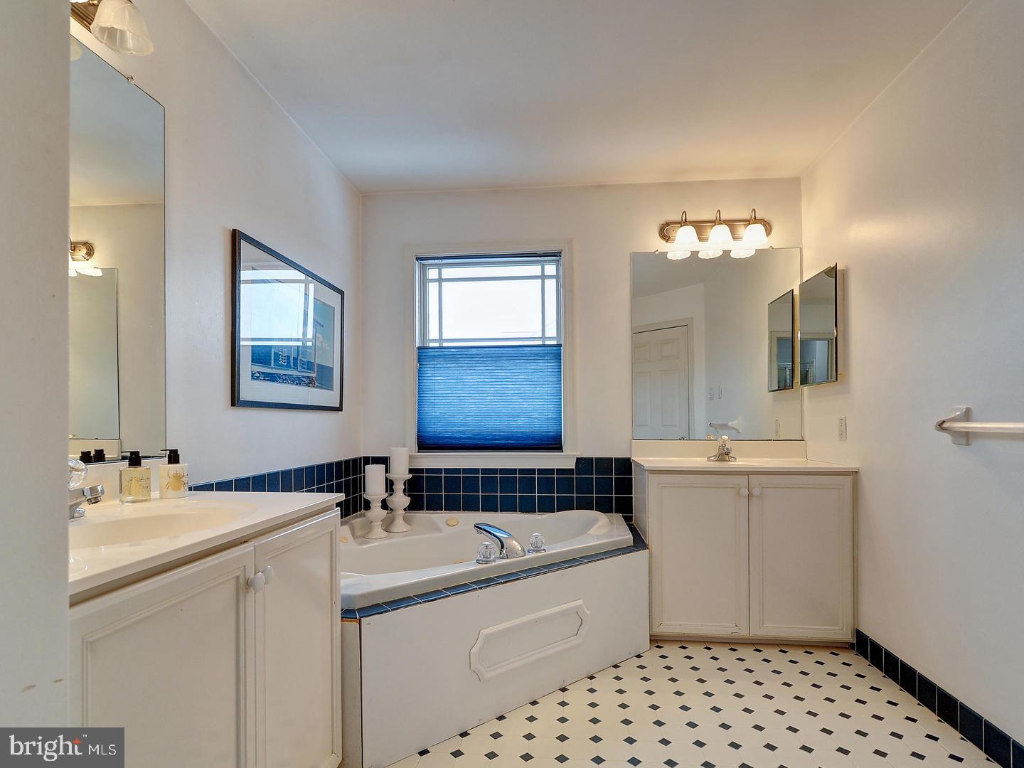 1489 Merrick Road Yardley, PA 19067 - Photo 19 of 32 Gallery Image 19