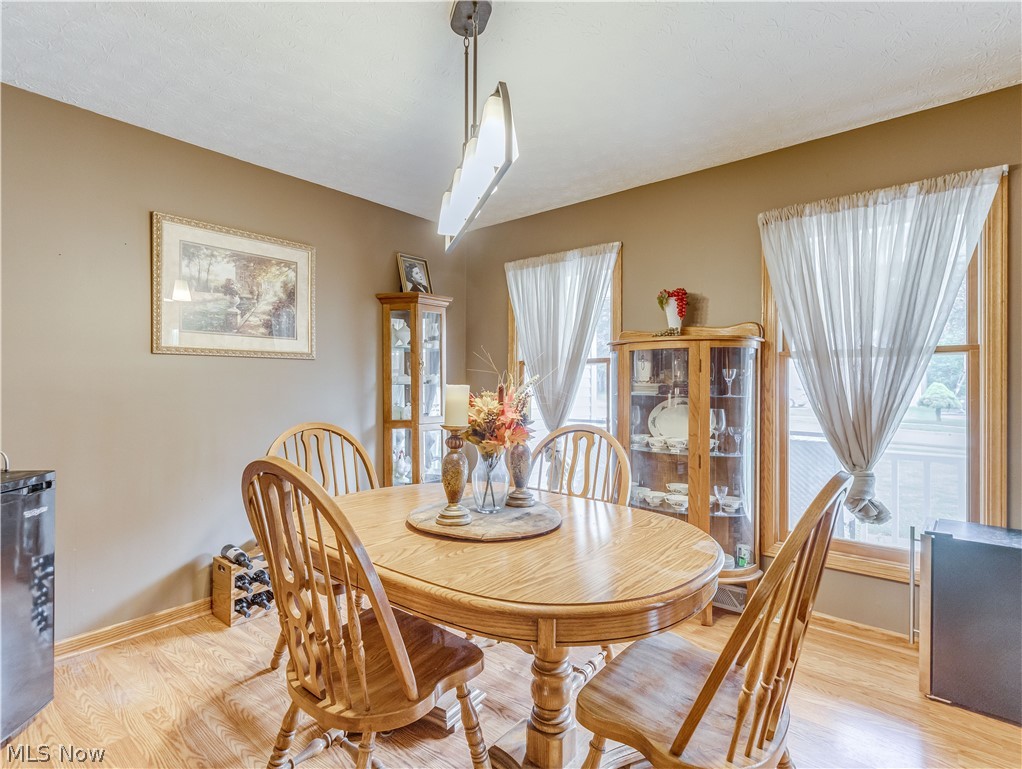 917 Bridge Road Akron, OH 44312 - Photo 10 of 31 Gallery Image 10