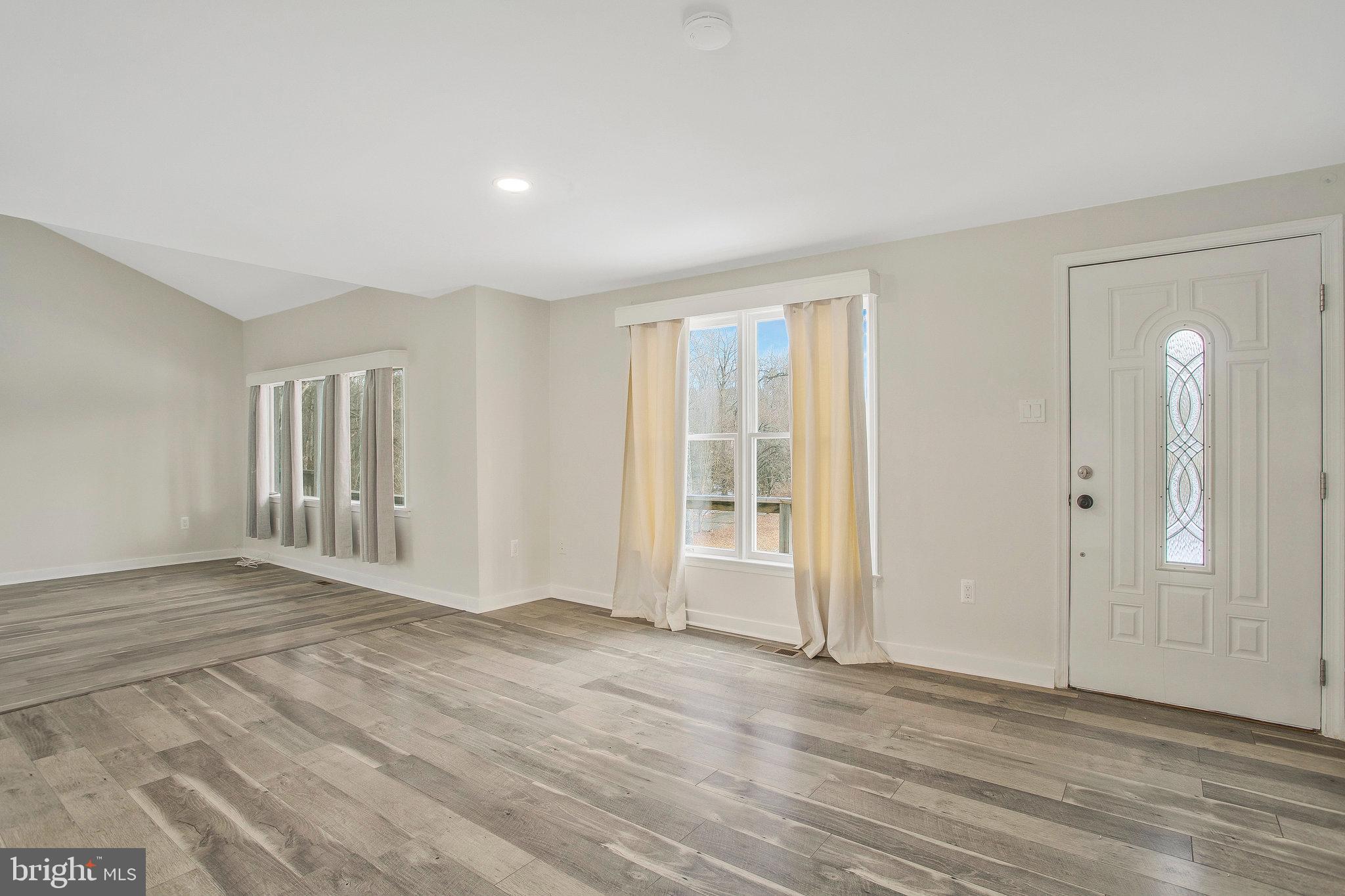 2275 Smith Point Road Nanjemoy, MD 20662 - Photo 2 of 35 Gallery Image 2