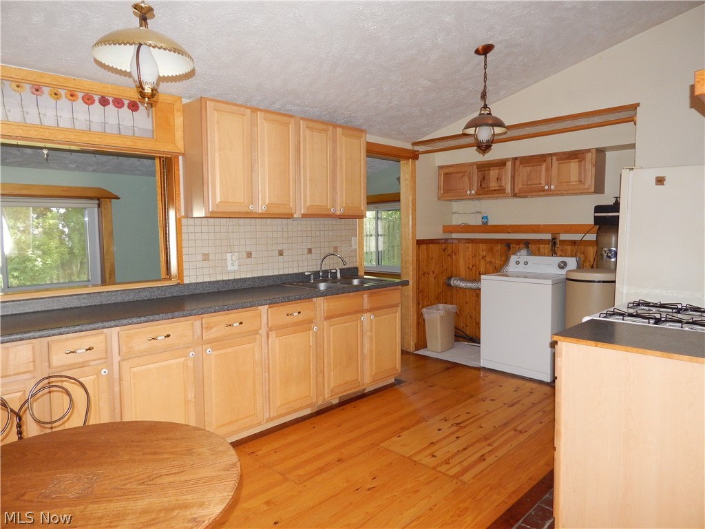 2877 Shelly Road Ravenna, OH 44266 - Photo 3 of 18