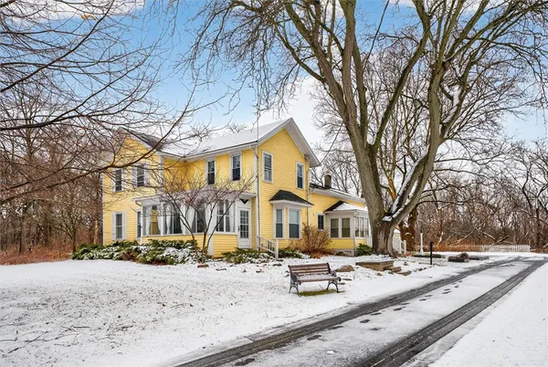 $300,000 | 4774 Lyell Road, Ogden, NY 14559