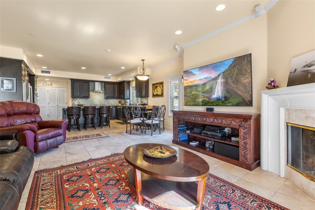 77 Altamont Way Camarillo, CA 93010 - Photo 13 of 48 a living room with furniture and a fireplace