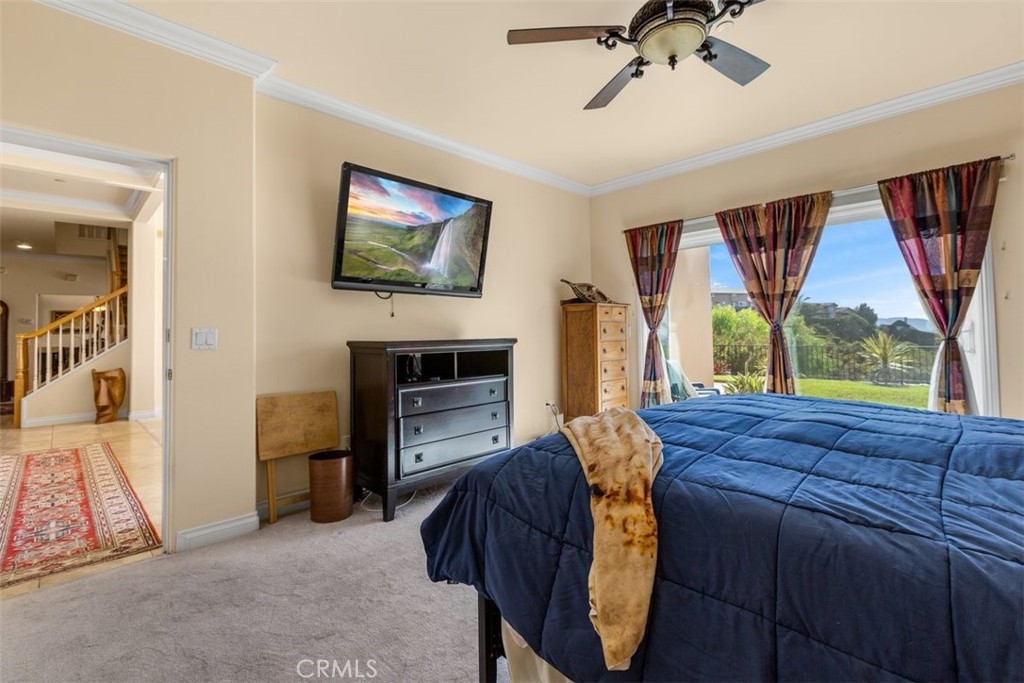 77 Altamont Way Camarillo, CA 93010 - Photo 14 of 48 a living room with furniture and a flat screen tv