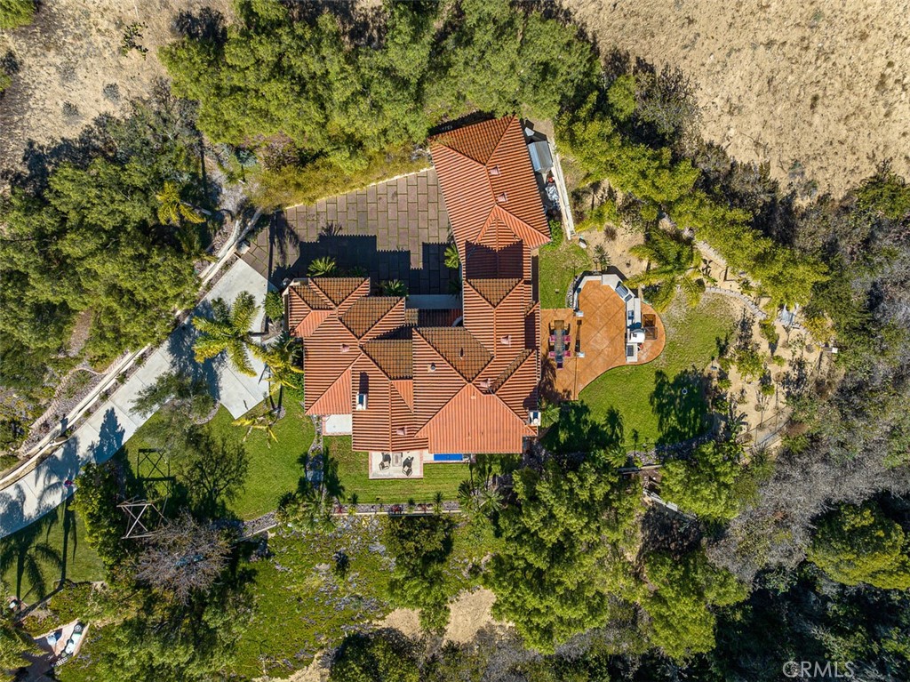 77 Altamont Way Camarillo, CA 93010 - Photo 8 of 48 an aerial view of a house with yard and outdoor seating