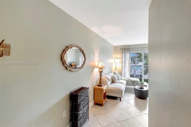 $395,000 | 2920 Southwest 28th Terrace, Unit 407, Coconut Grove, FL 33133