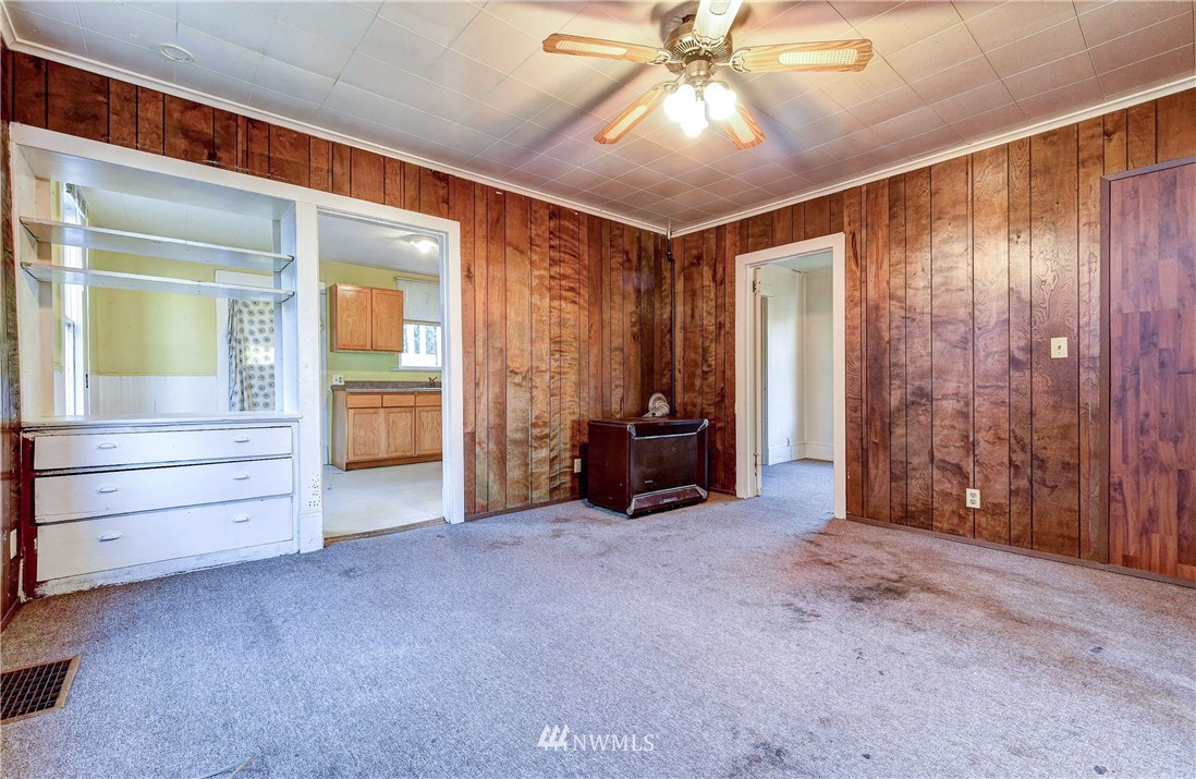 3618 Rucker Avenue Everett, WA 98201 - Photo 12 of 33