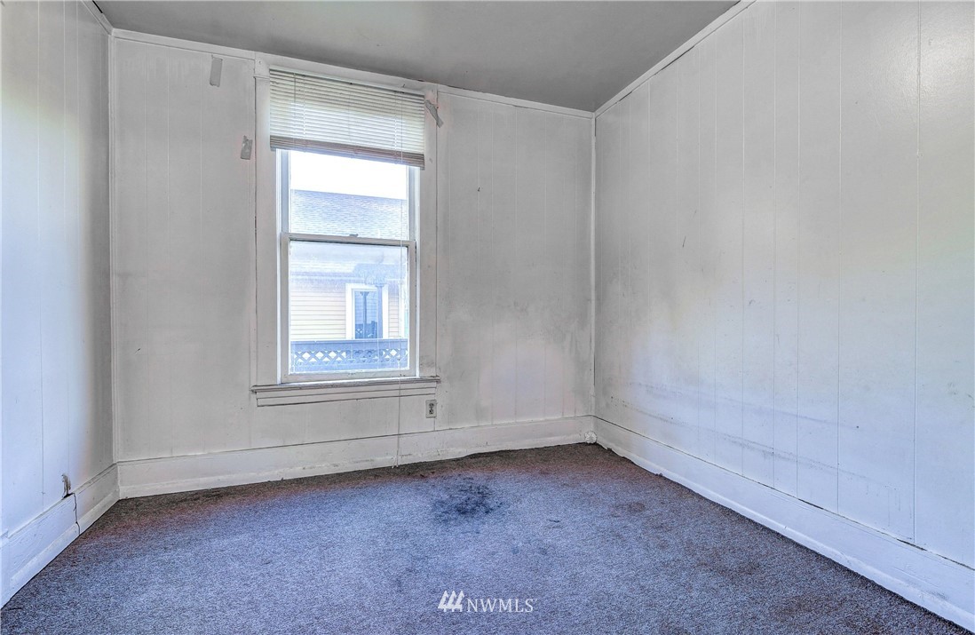 3618 Rucker Avenue Everett, WA 98201 - Photo 14 of 33 an empty room with a window