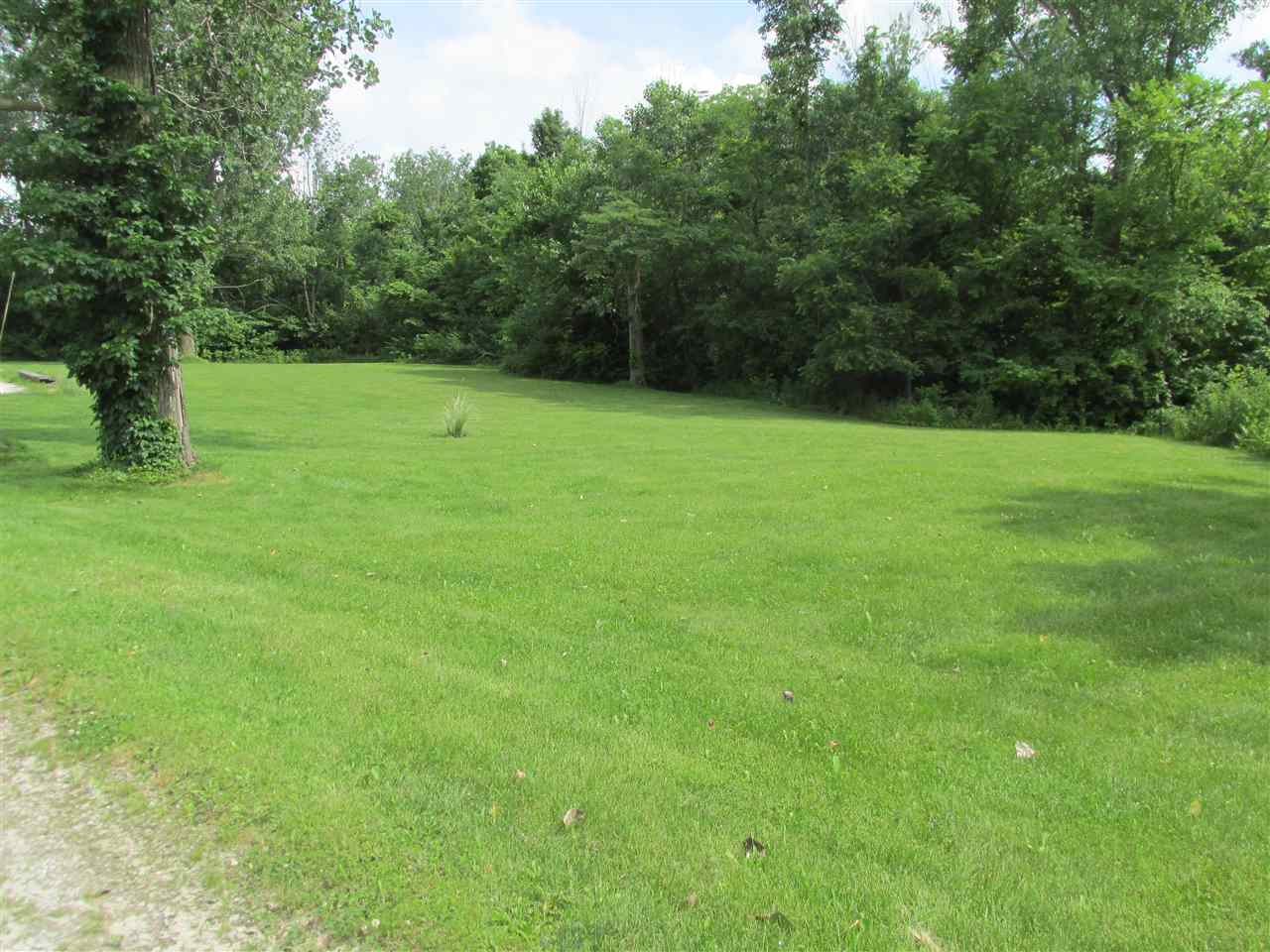 7020 Wadington Road Fort Wayne, IN 46818 - Photo 8 of 33