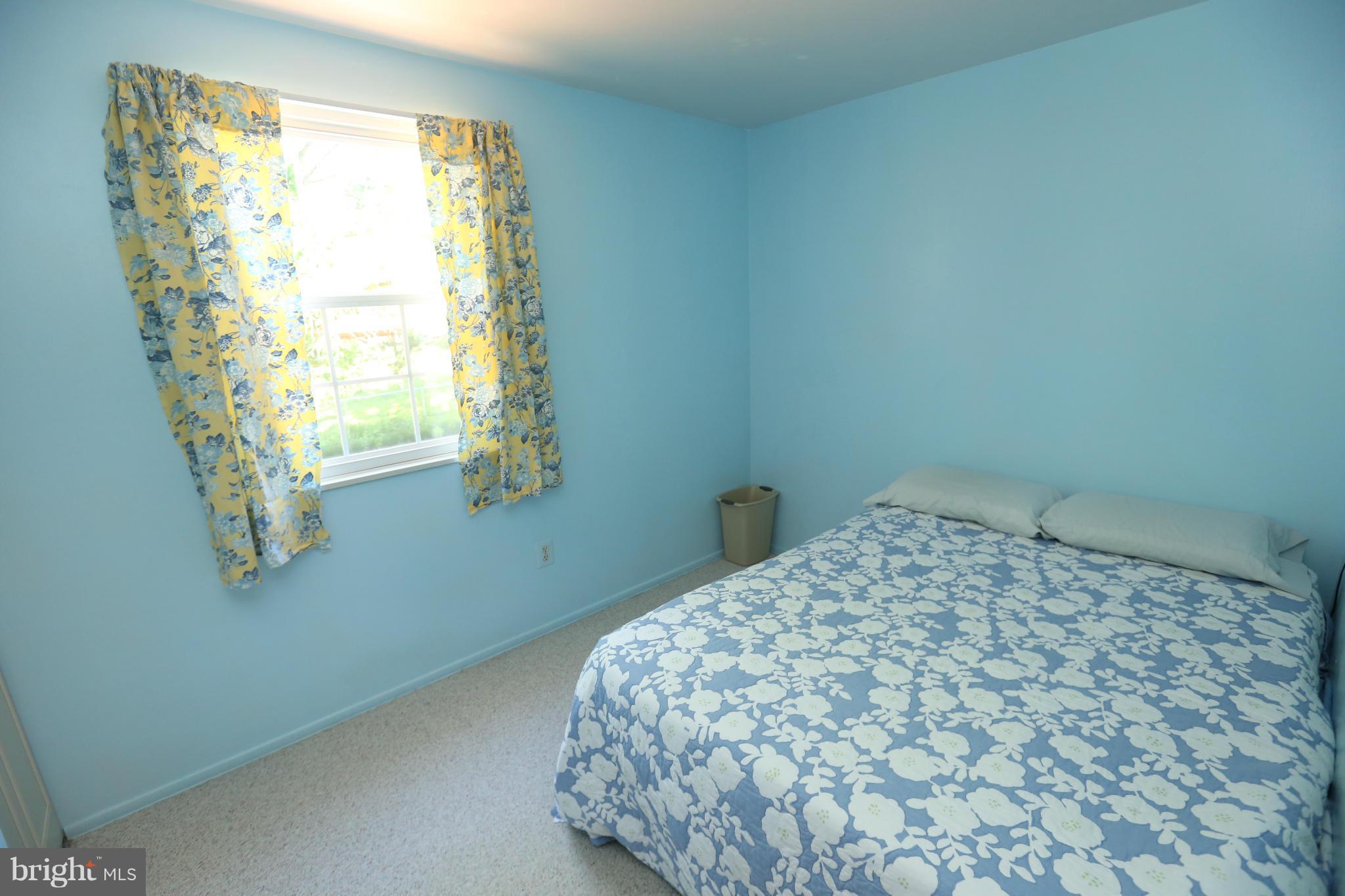 122 North Harrison Road Sterling, VA 20164 - Photo 16 of 25 Bedroom