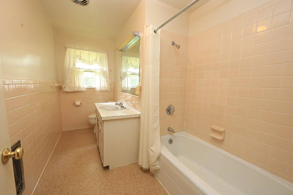 316 Goodwin Road Durham, NC 27712 - Photo 14 of 19 Bathroom