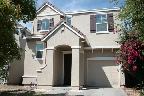 $465,000 | 3633 Naturita Way, Sacramento, CA 95834