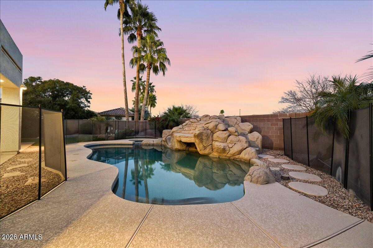 2517 South Constellation Way Gilbert, AZ 85295 - Photo 4 of 51 IMG_0917